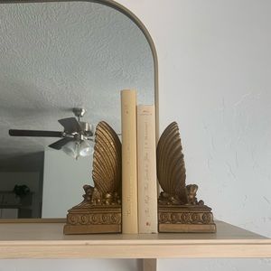 MCM shell bookends